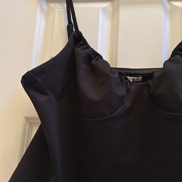 REMI X REVOLVE - Jourdan Bodysuit in Black Sz3X - Picture 6 of 11